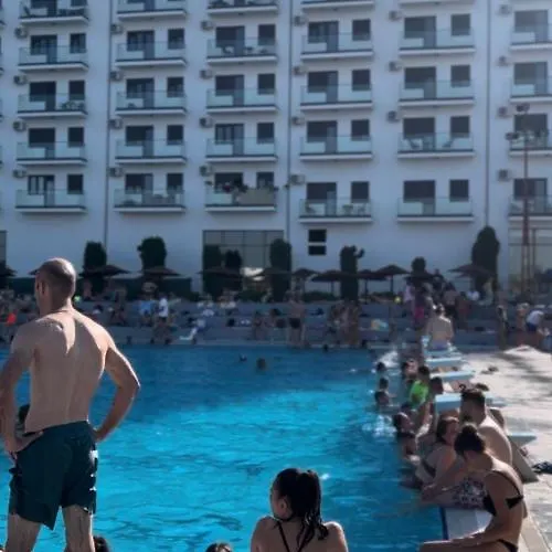 Skandik Luxe ヤゴディナ